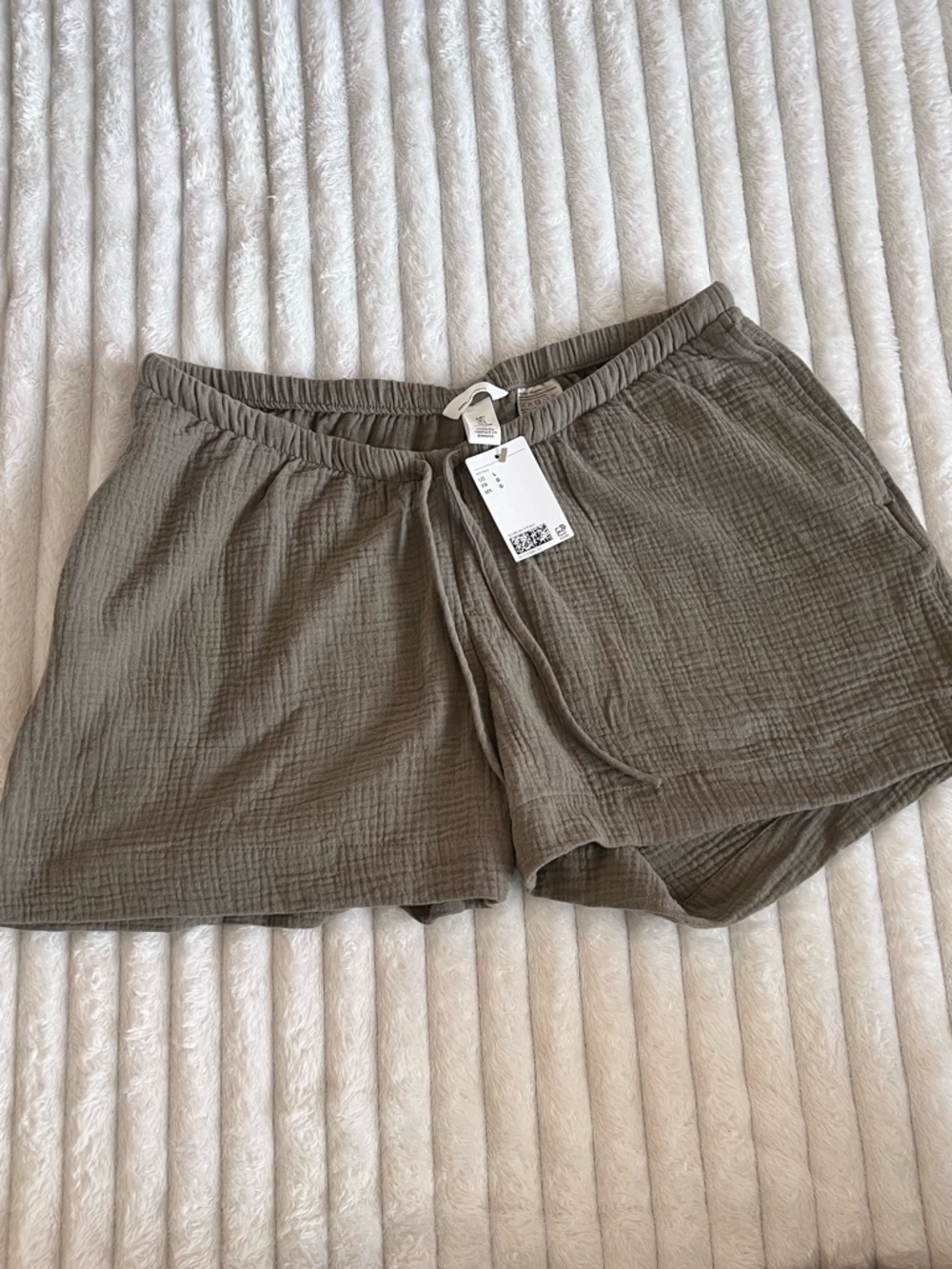 NWT Maternity Cotton Shorts Large 0045